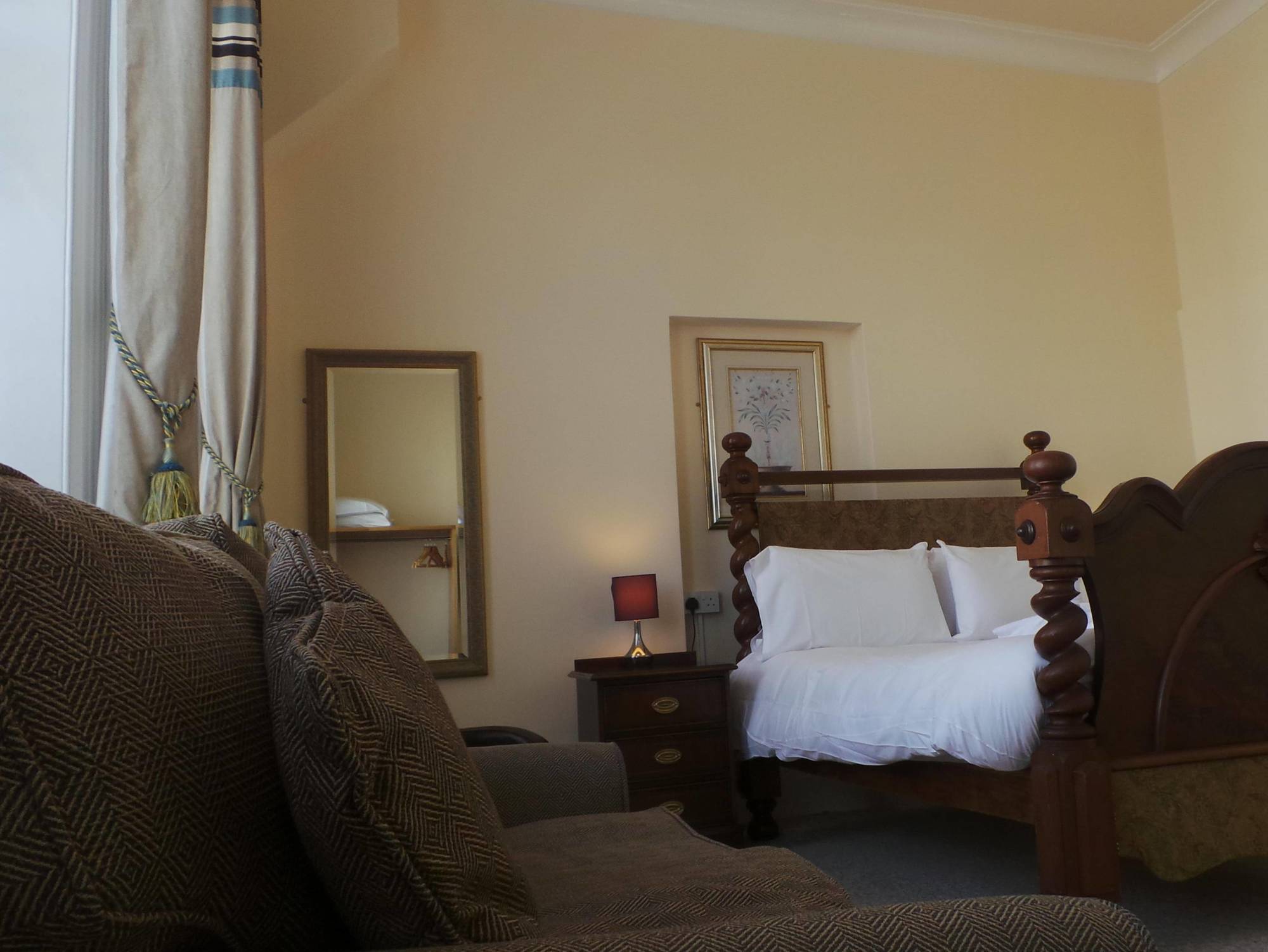 Vernon Guesthouse Истбурн Экстерьер фото